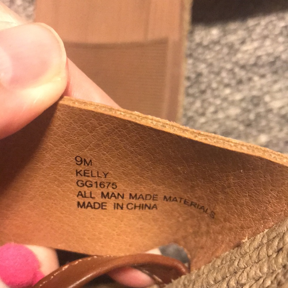Mia Kelly Sandals - Picture 6 of 6